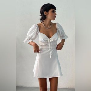 Eggie| UO Magnolia Puff Sleeve Mini Dress,Square Neck & Ruching Detail••Babydoll